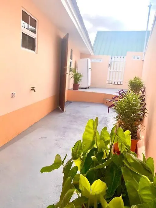 Centrally Located, Private, 1 Bedroom Apartment. Willemstad 0*,  Curacao